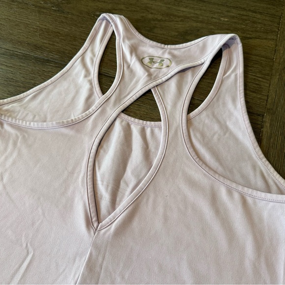 Under Armour Graphic Twist Tech Tank. Women’s Medium. - Picture 4 of 6
